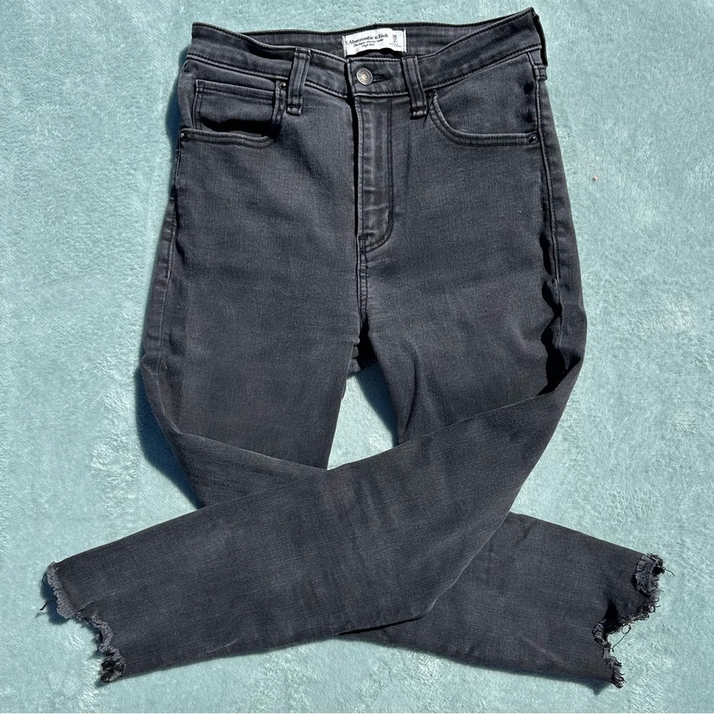 Abercrombie and Fitch the super skinny ankle high rise jean